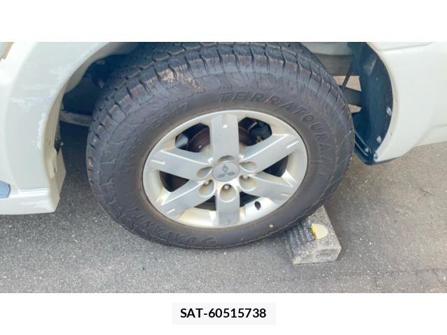 Mitsubishi PAJERO 2005-07 8337343-29