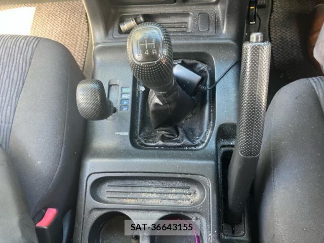 Mitsubishi PAJERO 2005-08 8368049-18