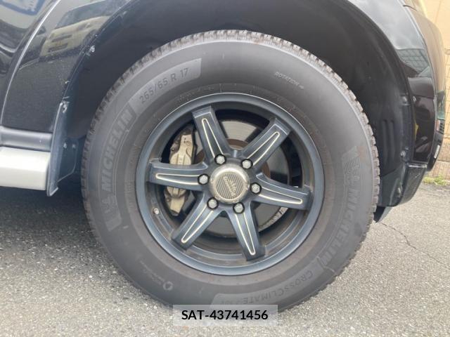 Mitsubishi PAJERO 2013-03 8414293-9