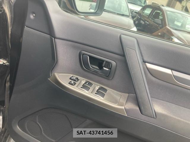 Mitsubishi PAJERO 2013-03 8414293-16
