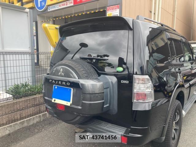 Mitsubishi PAJERO 2013-03 8414293-3