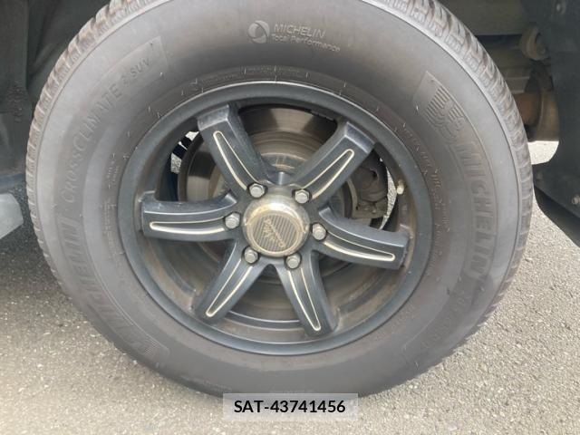 Mitsubishi PAJERO 2013-03 8414293-7