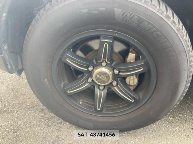 Mitsubishi PAJERO 2013-03 8414293-8
