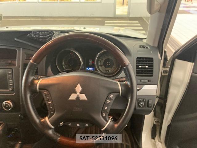 Mitsubishi PAJERO 2011-01 8628315-17