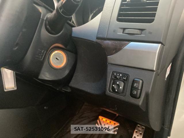 Mitsubishi PAJERO 2011-01 8628315-18