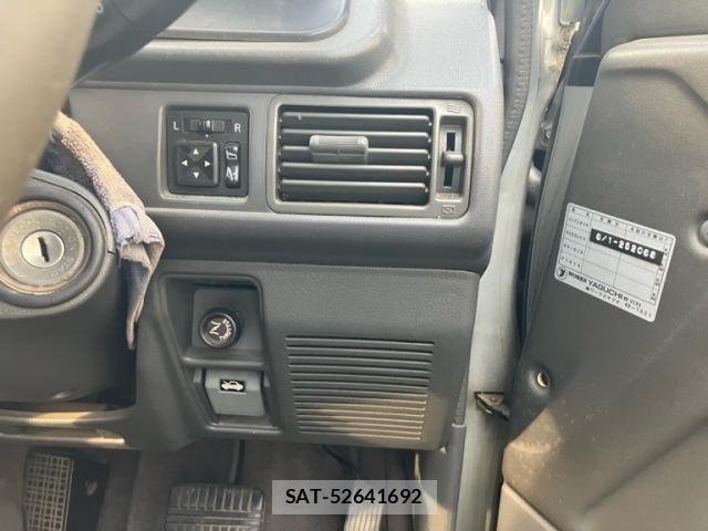Mitsubishi PAJERO 1998-05 8660933-17