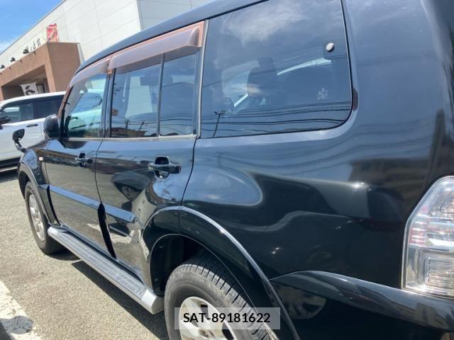 Mitsubishi PAJERO 2012-06 8660932-2