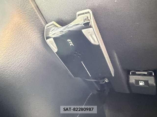 Mitsubishi PAJERO 2012-06 8686263-9