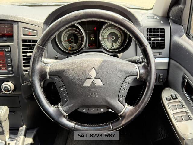 Mitsubishi PAJERO 2012-06 8686263-14