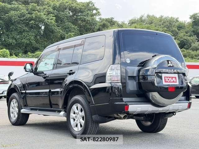 Mitsubishi PAJERO 2012-06 8686263-24