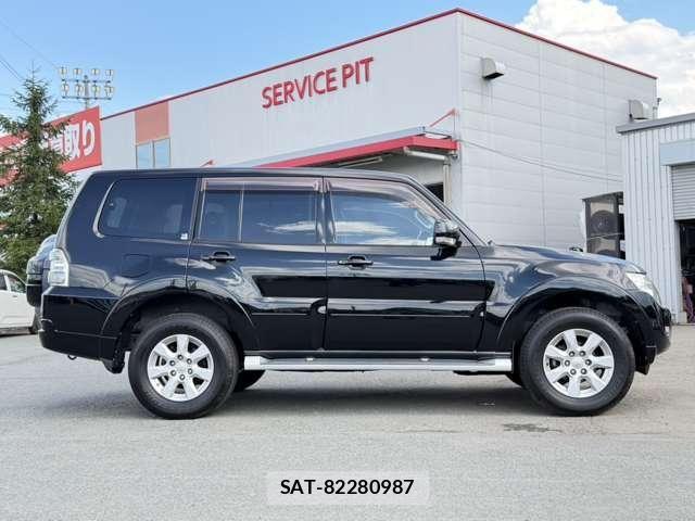 Mitsubishi PAJERO 2012-06 8686263-25