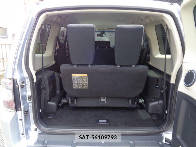 Mitsubishi PAJERO 2016-06 8686262-13