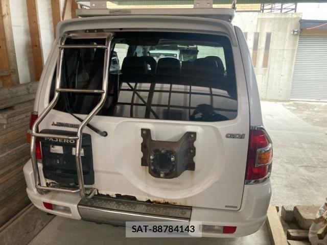 Mitsubishi PAJERO 2000-10 8686261-4