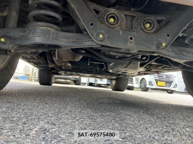 Mitsubishi PAJERO 2011-05 8831018-7