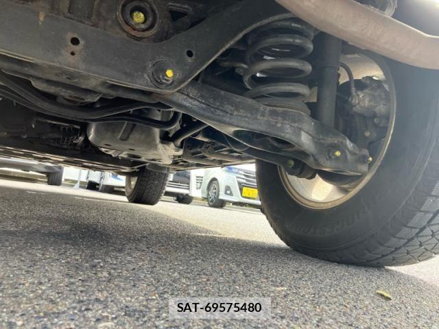 Mitsubishi PAJERO 2011-05 8831018-8