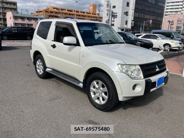 Mitsubishi PAJERO 2011-05 8831018-2