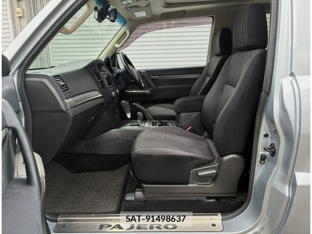 Mitsubishi PAJERO 2013-03 8831019-10