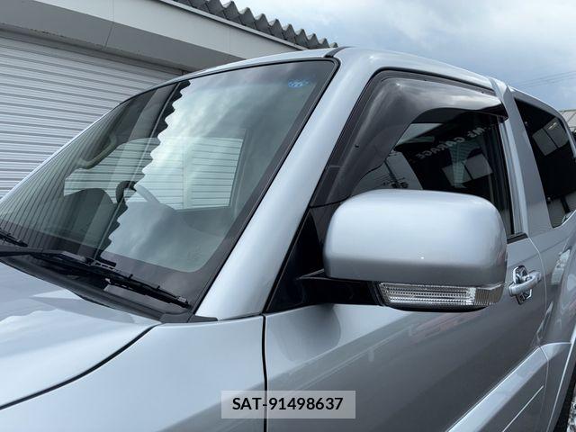 Mitsubishi PAJERO 2013-03 8831019-5