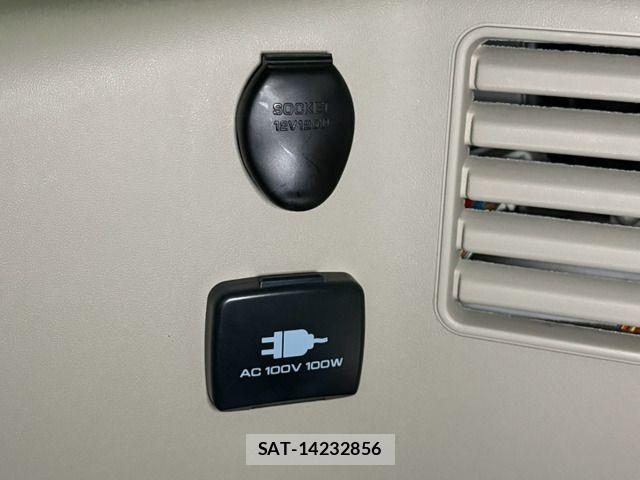 Mitsubishi PAJERO 2008-11 8881489-8