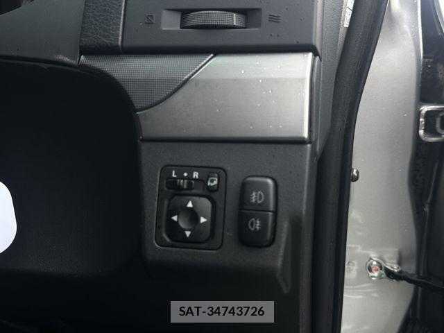 Mitsubishi PAJERO 2019-07 8881490-12