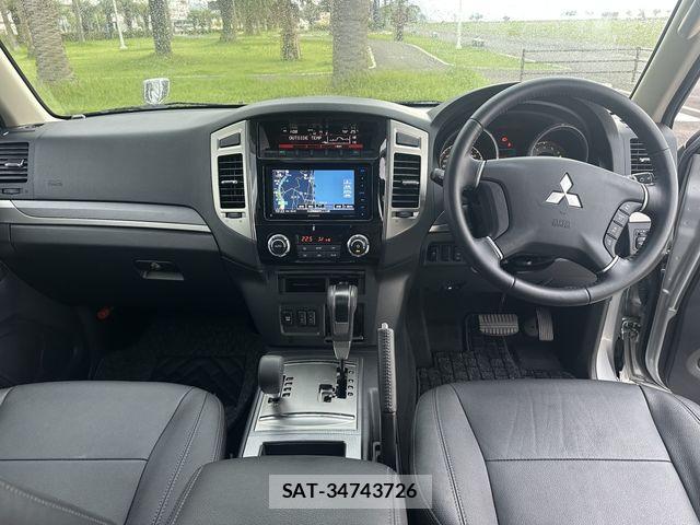 Mitsubishi PAJERO 2019-07 8881490-1