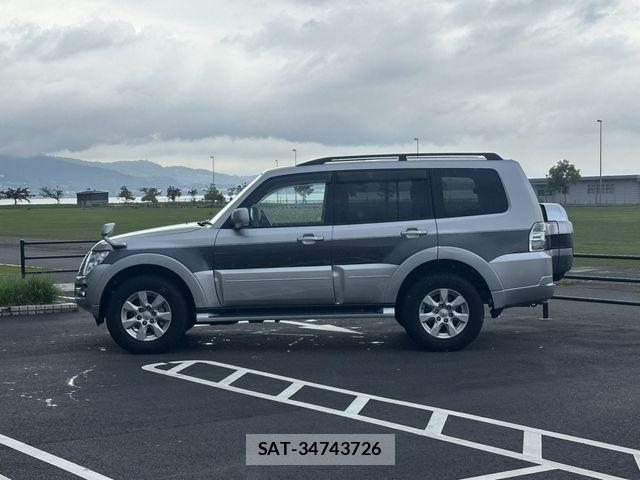 Mitsubishi PAJERO 2019-07 8881490-24