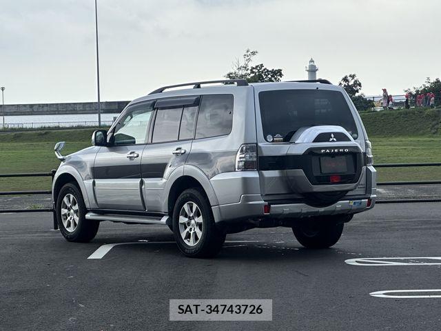 Mitsubishi PAJERO 2019-07 8881490-25