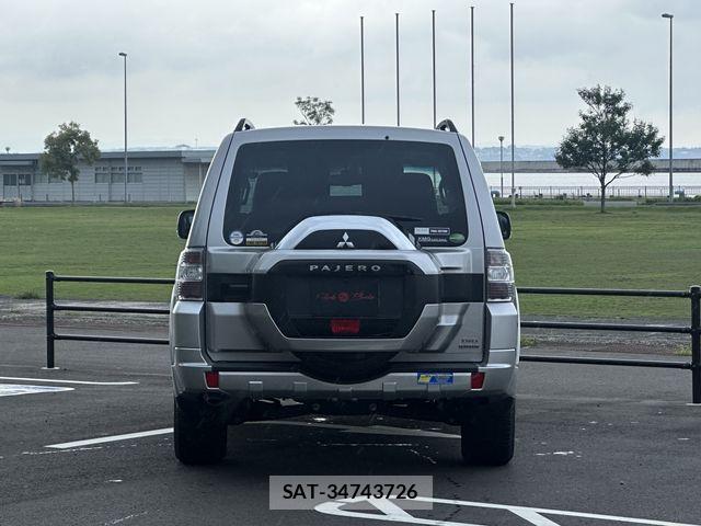 Mitsubishi PAJERO 2019-07 8881490-26