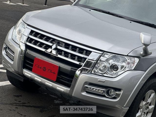 Mitsubishi PAJERO 2019-07 8881490-29