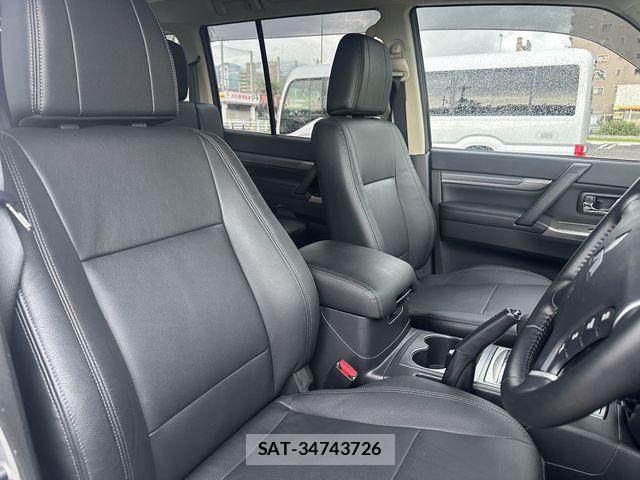 Mitsubishi PAJERO 2019-07 8881490-5