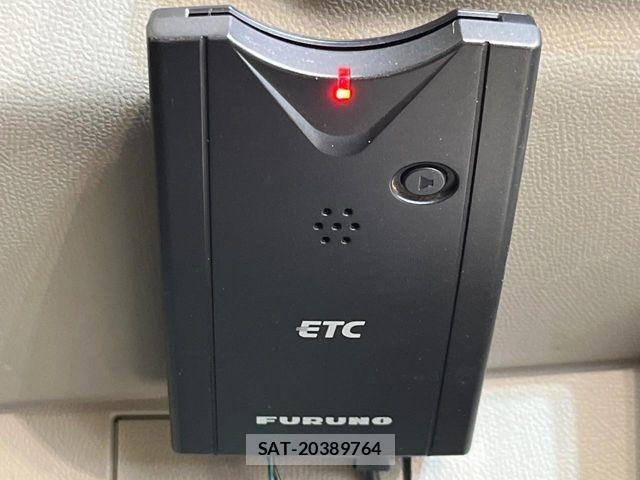Suzuki PALETTE 2012-05 6911003-6