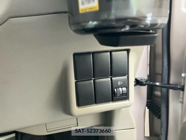 Suzuki PALETTE 2010-04 7329240-22