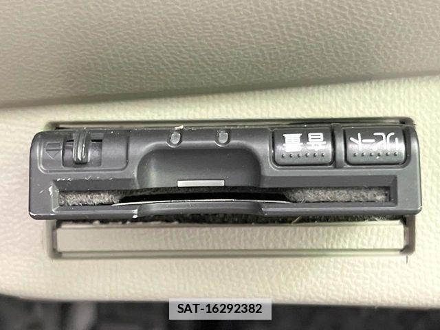 Suzuki PALETTE 2011-08 7727044-6