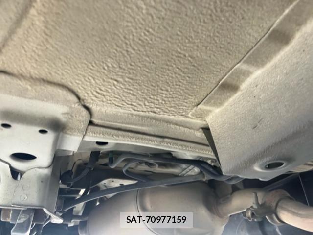 Suzuki PALETTE 2012-03 8355309-10