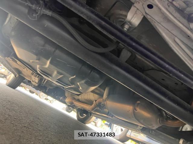 Suzuki PALETTE 2011-10 8372028-9