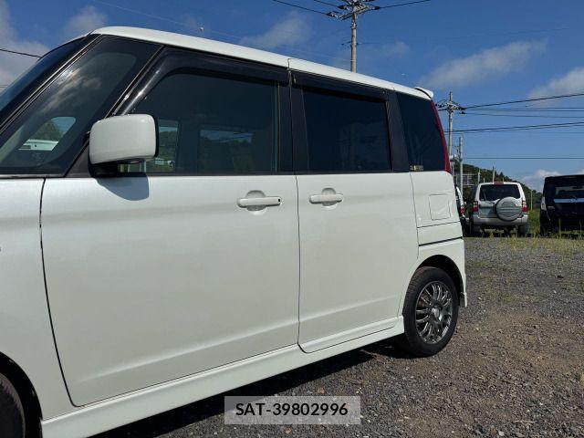 Suzuki PALETTE 2013-03 8414296-3