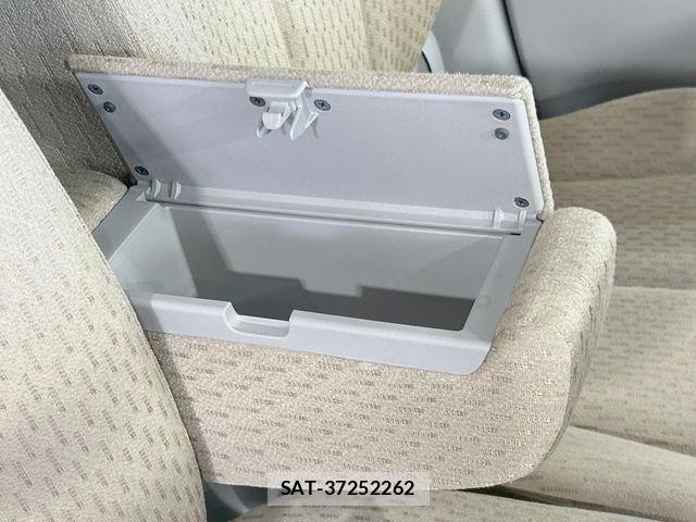 Suzuki PALETTE 2011-11 8563133-6
