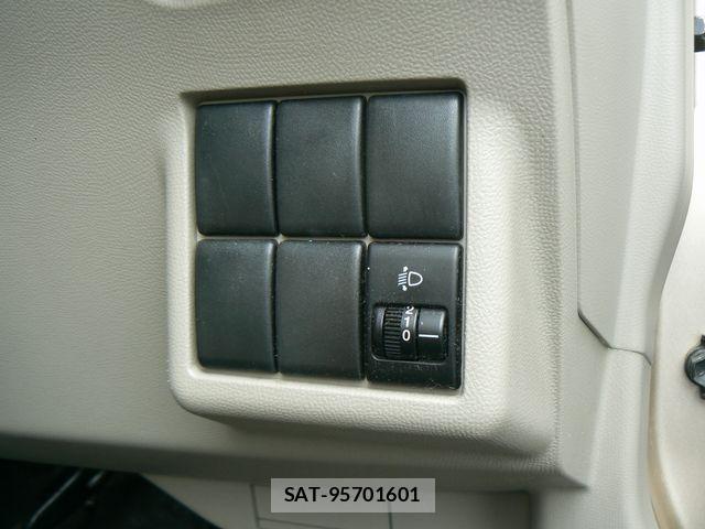 Suzuki PALETTE 2009-01 8881492-11