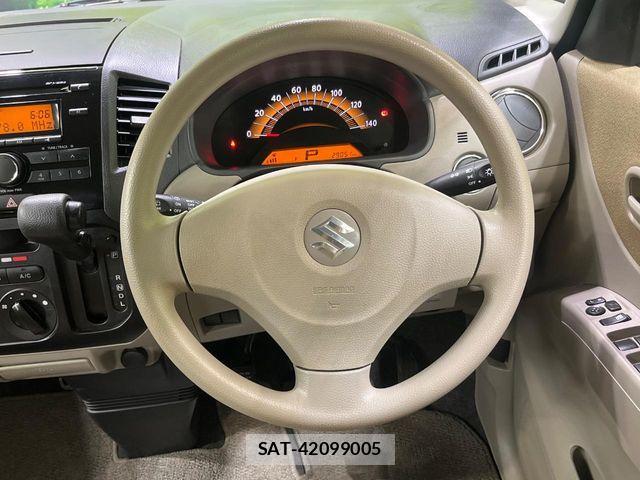 Suzuki PALETTE 2010-02 8884160-10