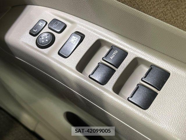 Suzuki PALETTE 2010-02 8884160-5