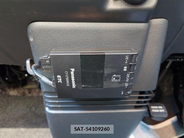 Suzuki PALETTE 2013-01 3935310-16