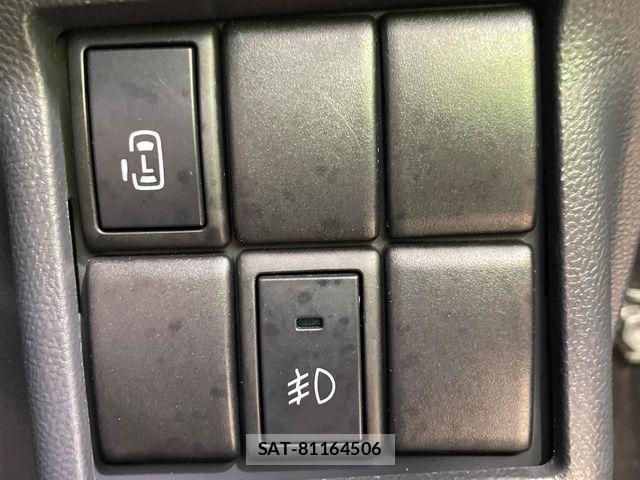 Suzuki PALETTE 2013-01 6816499-3