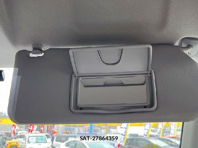 Suzuki PALETTE 2010-04 7562611-17