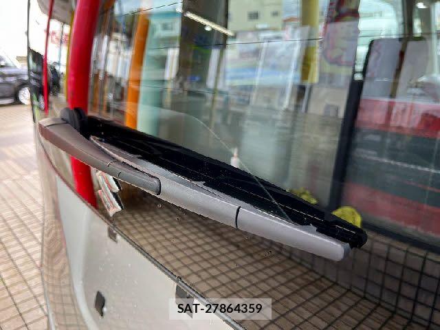Suzuki PALETTE 2010-04 7562611-24