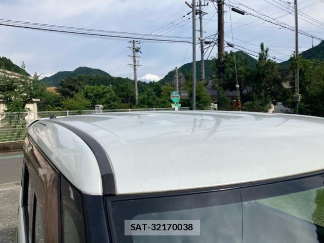 Suzuki PALETTE 2010-06 8037552-9