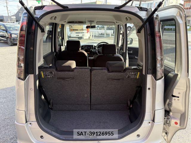 Suzuki PALETTE 2012-05 8209477-9