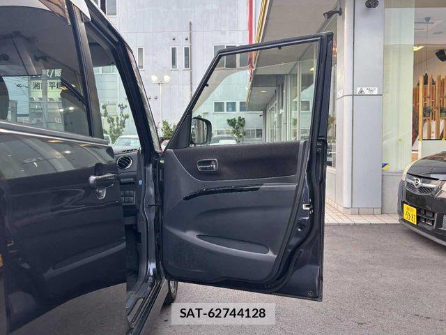 Suzuki PALETTE 2012-01 8316318-10