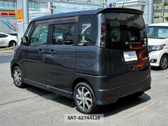 Suzuki PALETTE 2012-01 8316318-25