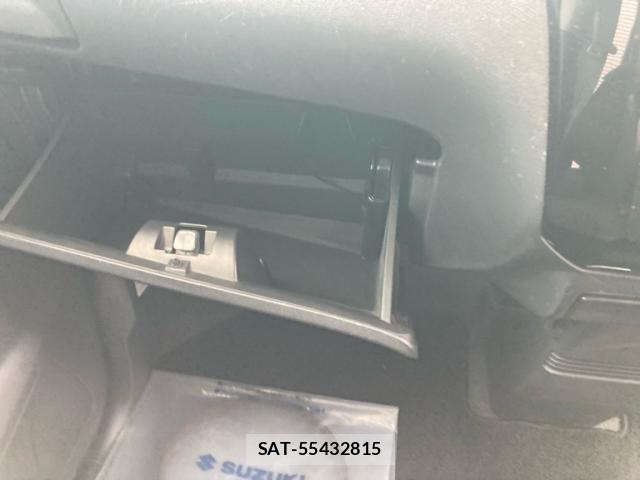Suzuki PALETTE 2012-01 8458177-11