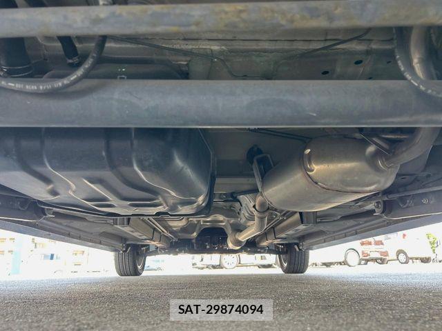 Suzuki PALETTE 2012-01 8526527-18